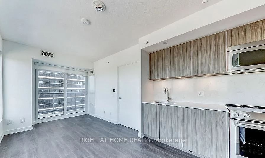 904-30 Samuel Wood Way, Toronto, ON, M9B 0C9 - 6