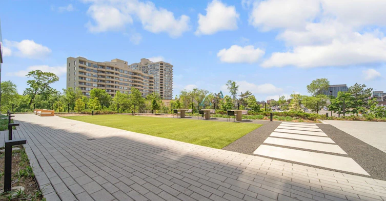 1714-86 Dundas Street E, Mississauga, ON, L5A 0B1 - 9