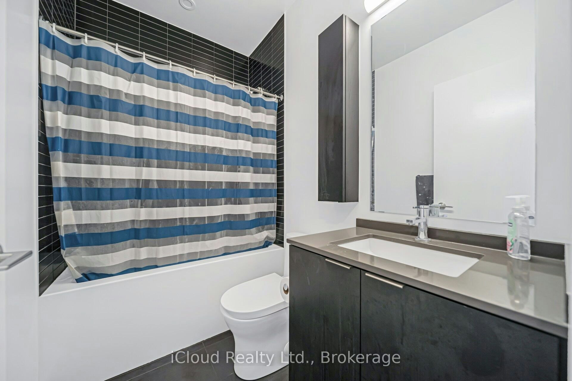 1714-86 Dundas Street E, Mississauga, ON, L5A 0B1 - 34