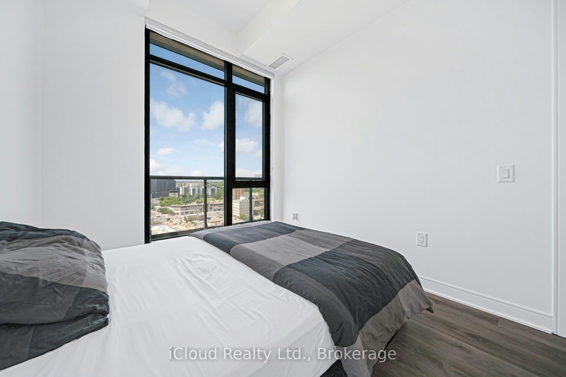 1714-86 Dundas Street E, Mississauga, ON, L5A 0B1 - 38