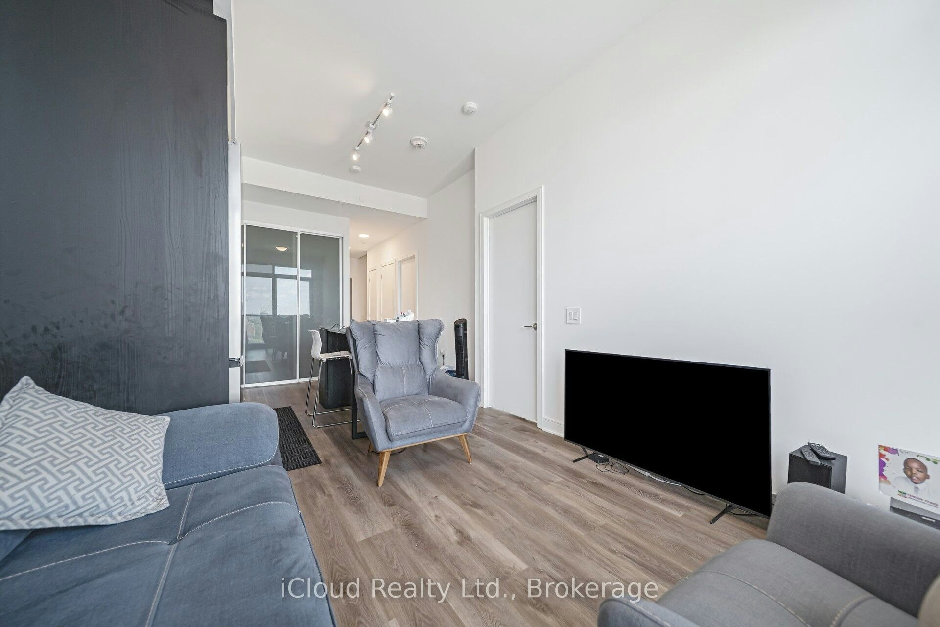 1714-86 Dundas Street E, Mississauga, ON, L5A 0B1 - 29