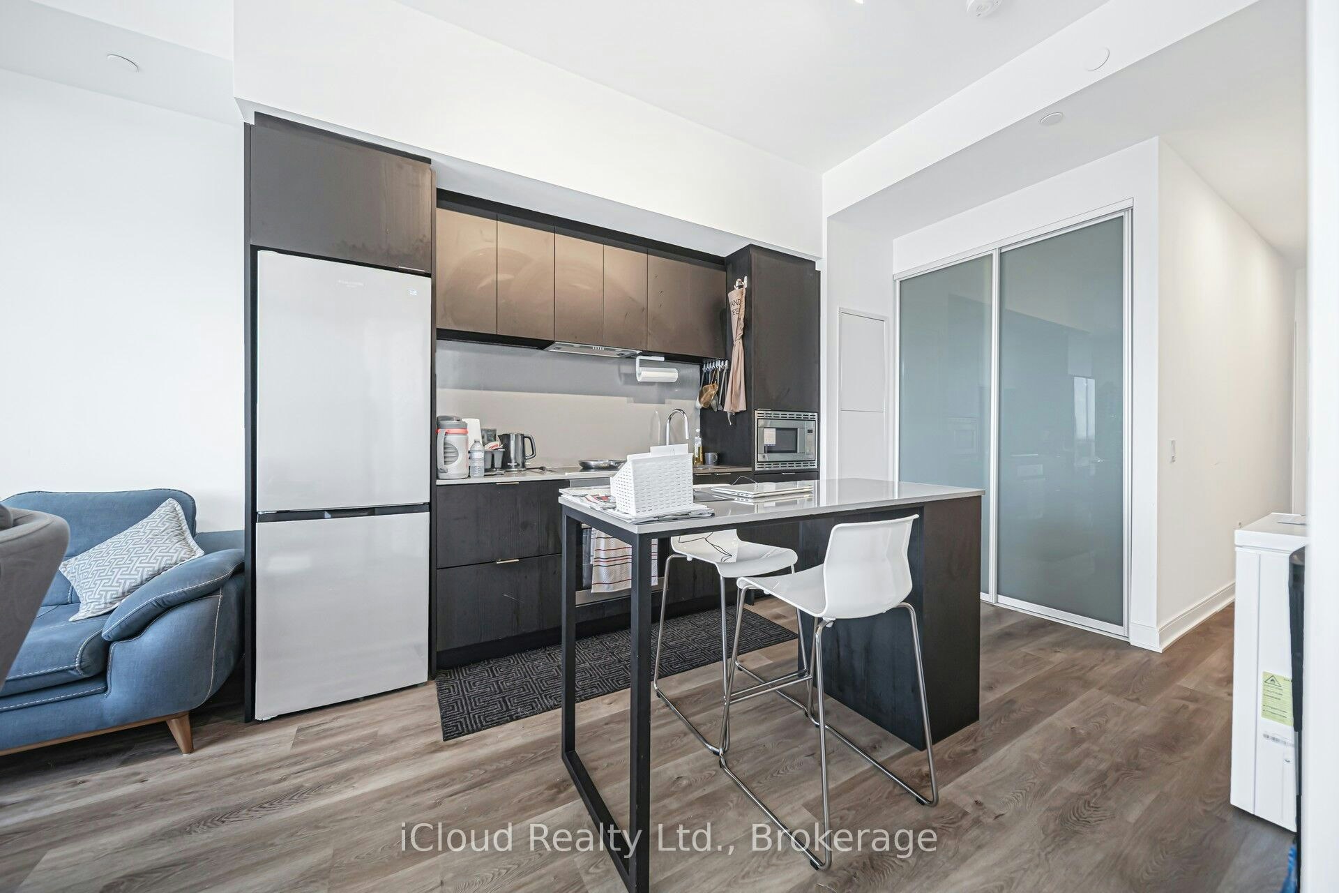 1714-86 Dundas Street E, Mississauga, ON, L5A 0B1 - 27