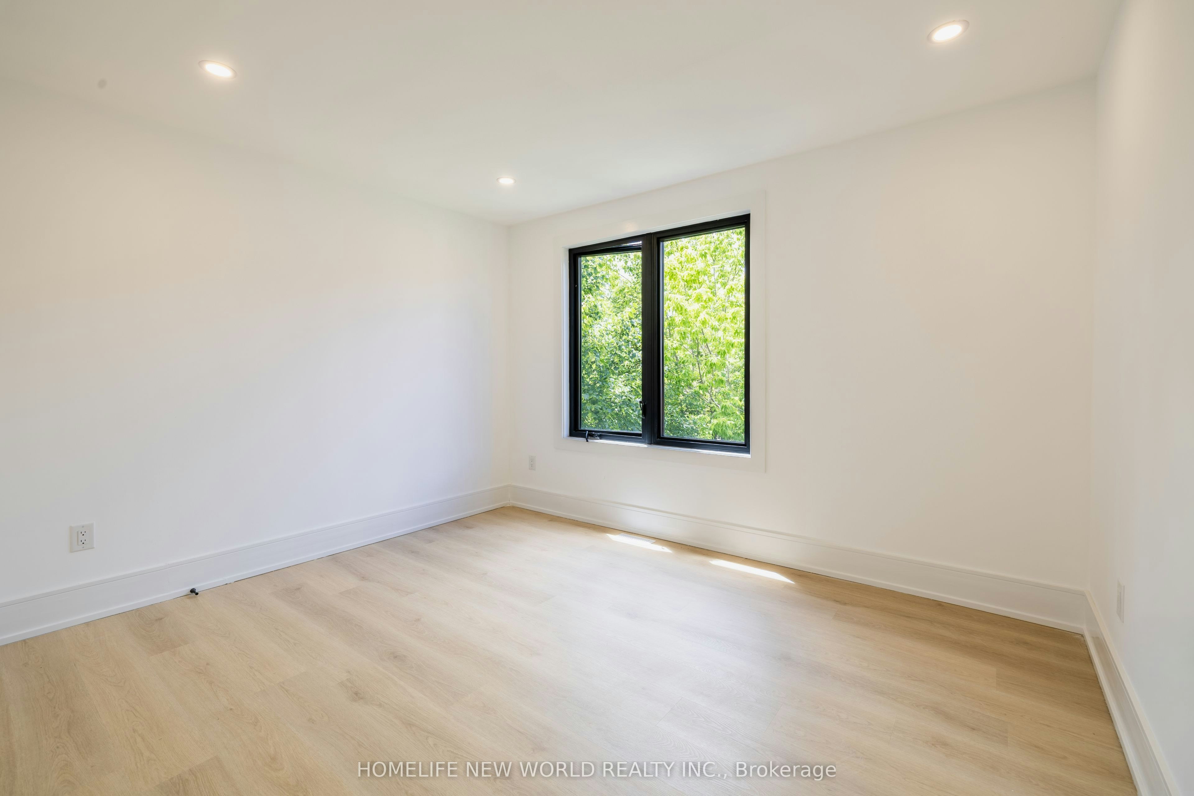 Laneway-679 Gladstone Avenue, Toronto, ON, M6H 3J5 - 14