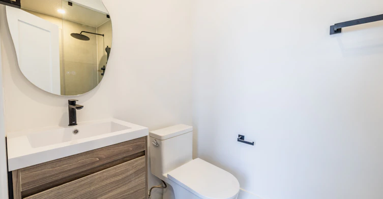 Laneway-679 Gladstone Avenue, Toronto, ON, M6H 3J5 - 9