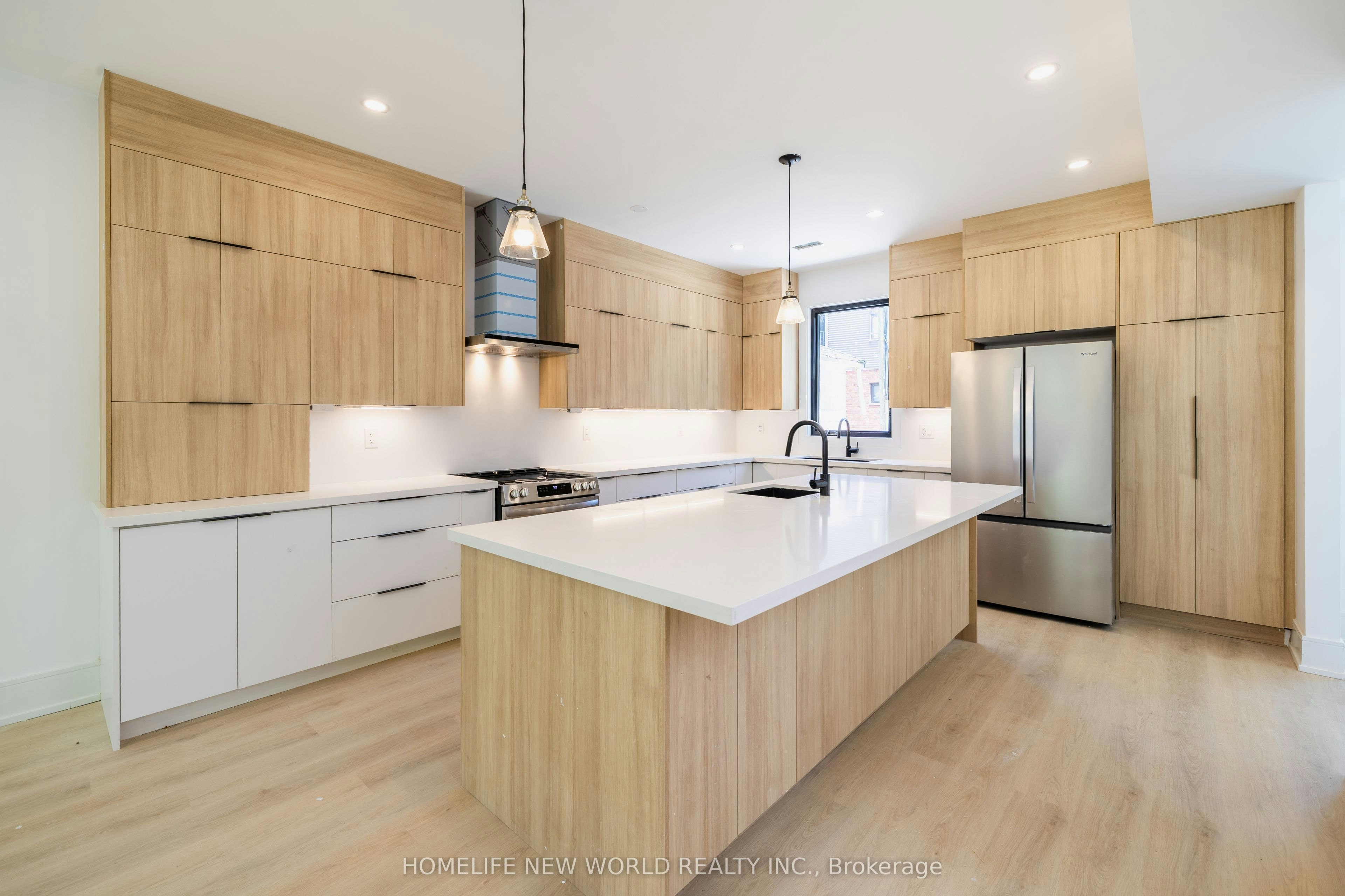 Laneway-679 Gladstone Avenue, Toronto, ON, M6H 3J5 - 2