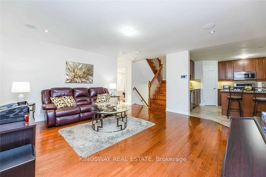 31 Bleasdale Avenue S, Brampton, ON, L7A 0P5 - 8