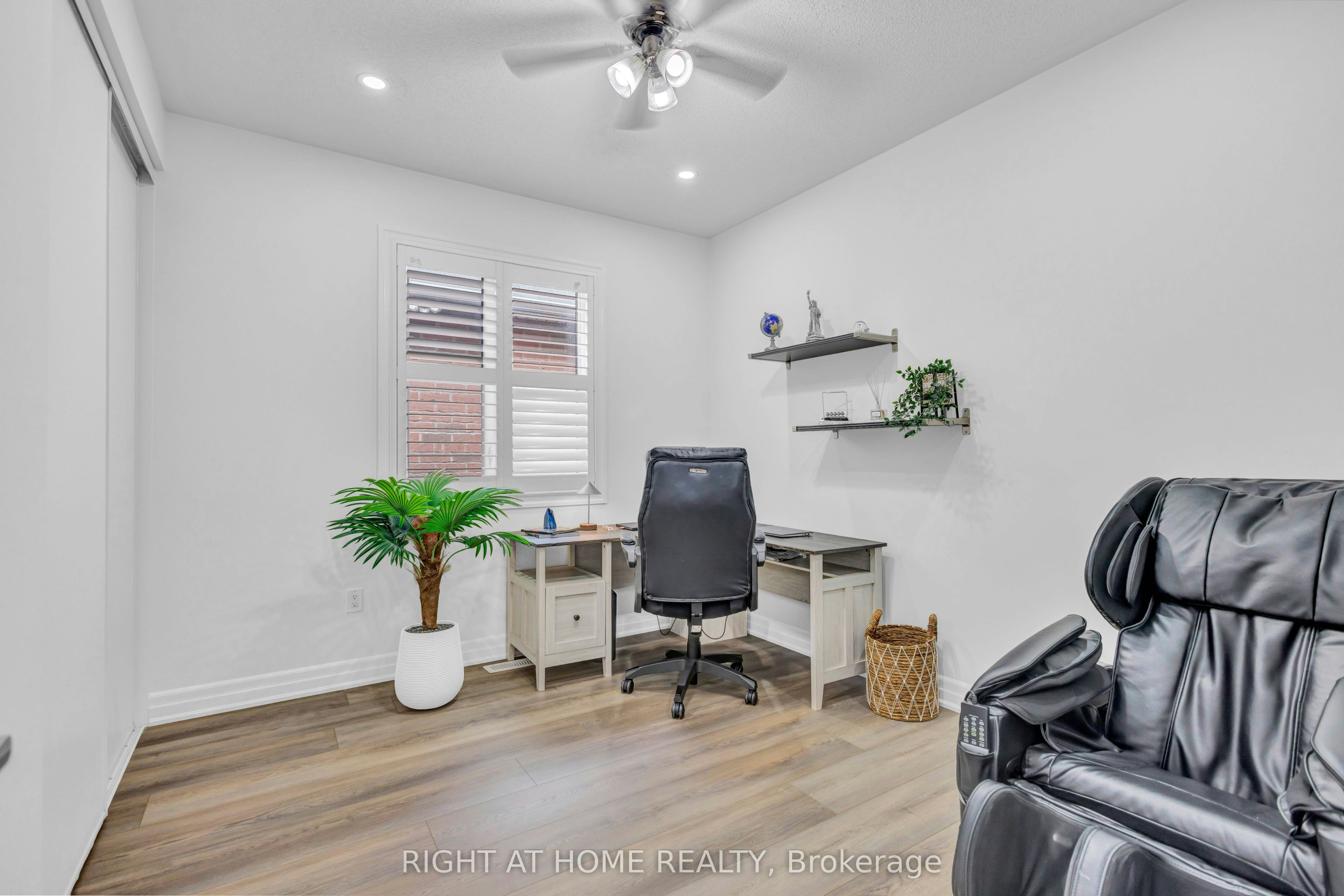 Main-866 Magnolia Terrace, Milton, ON, L9E 1R2 - 39