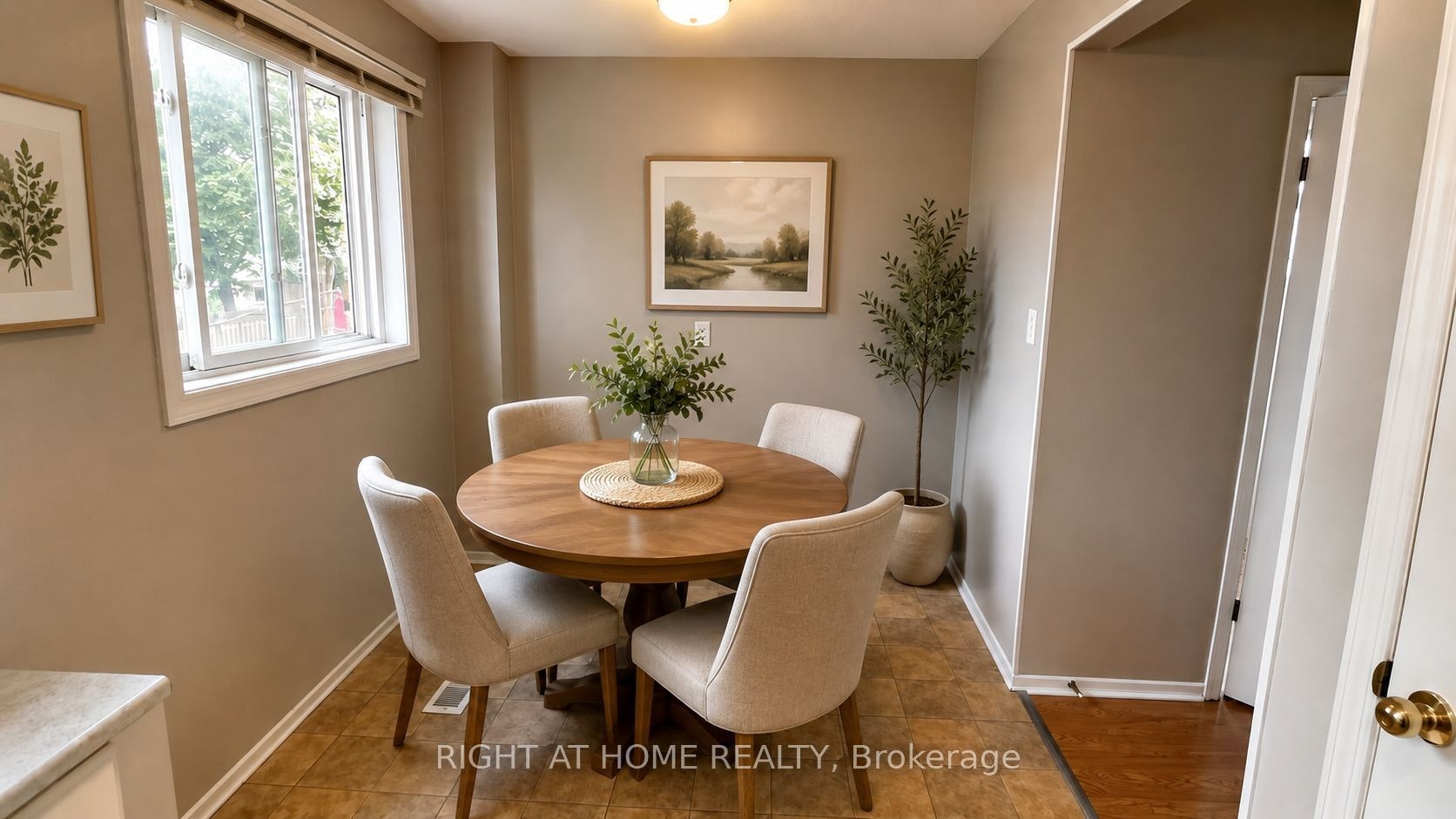 569 Hayward Crescent, Milton, ON, L9T 4T8 - 8