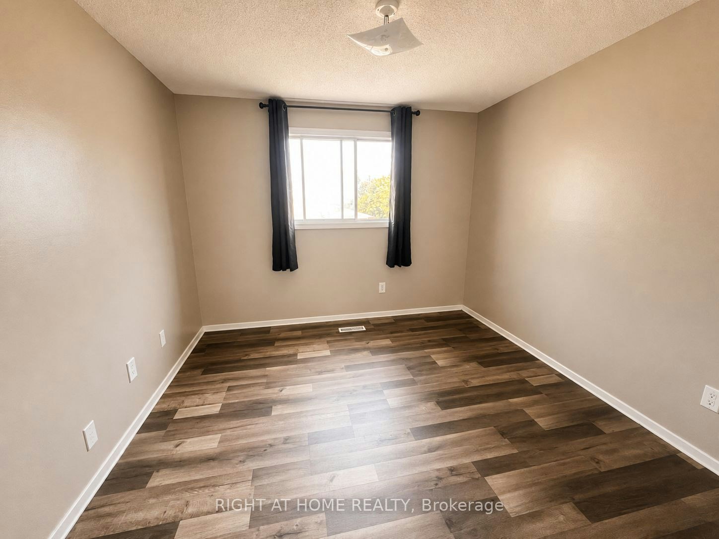 569 Hayward Crescent, Milton, ON, L9T 4T8 - 14
