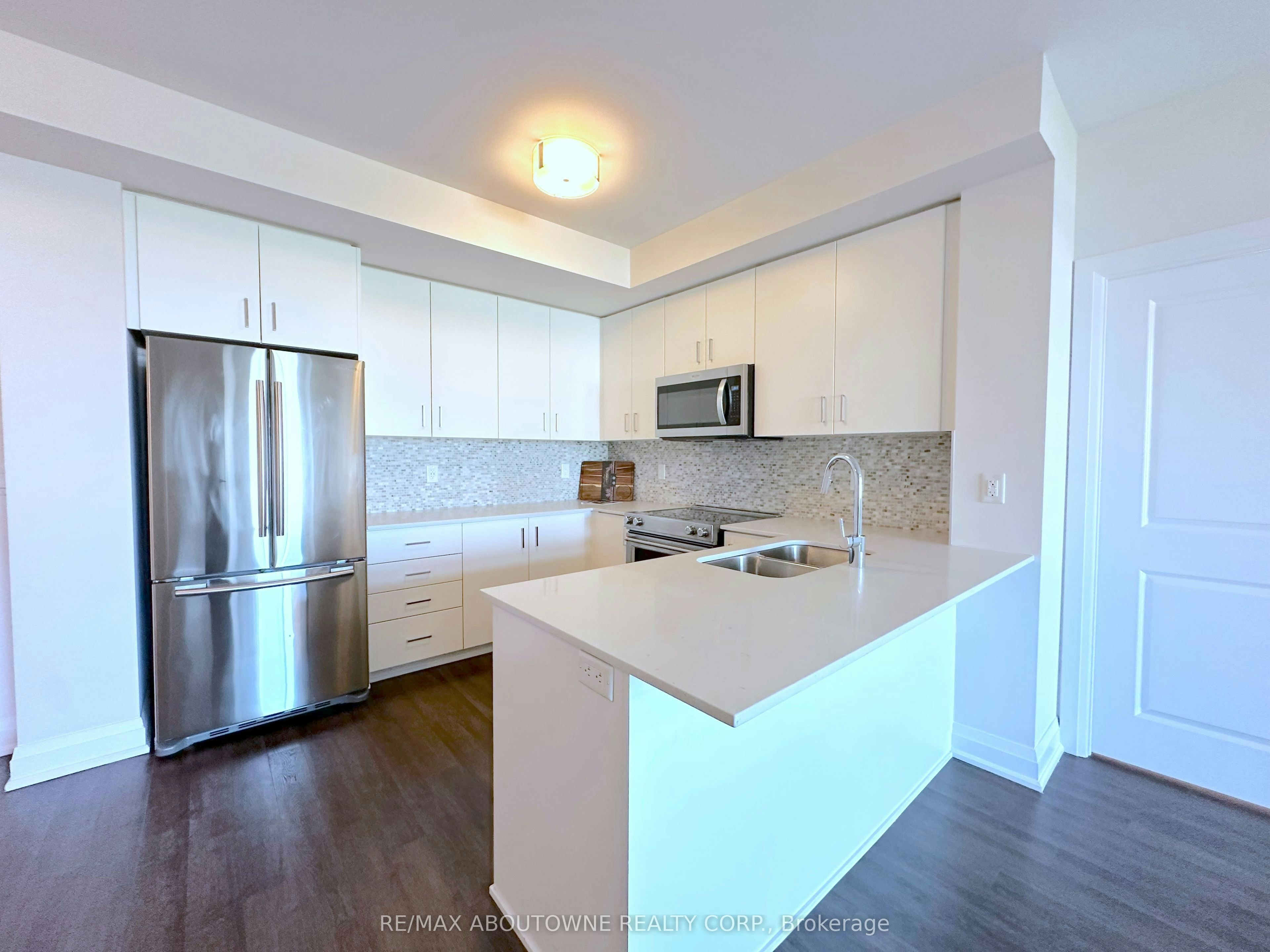 726-2333 Taunton Road, Oakville, ON, L6H 0N5 - 4