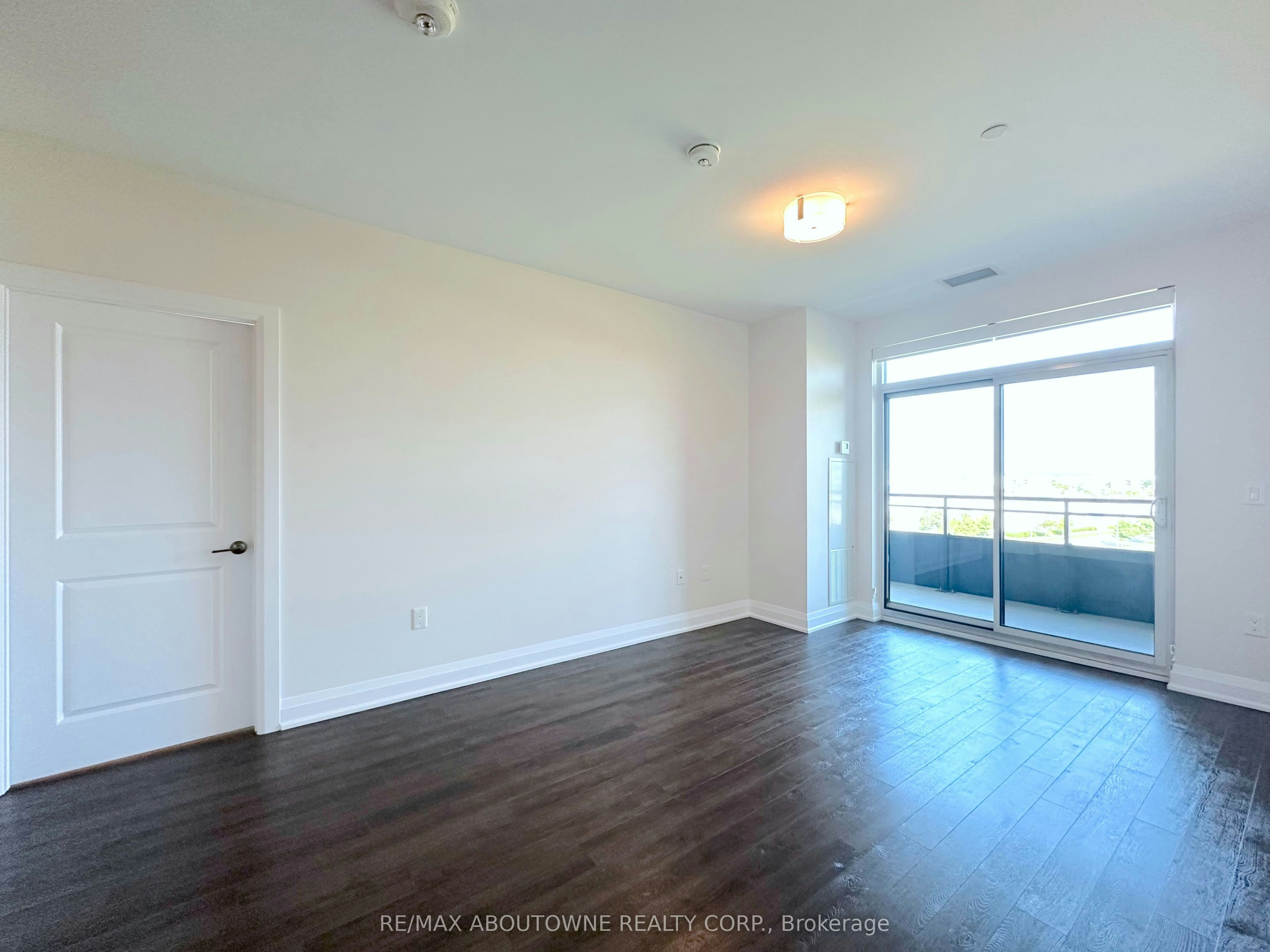 726-2333 Taunton Road, Oakville, ON, L6H 0N5 - 5