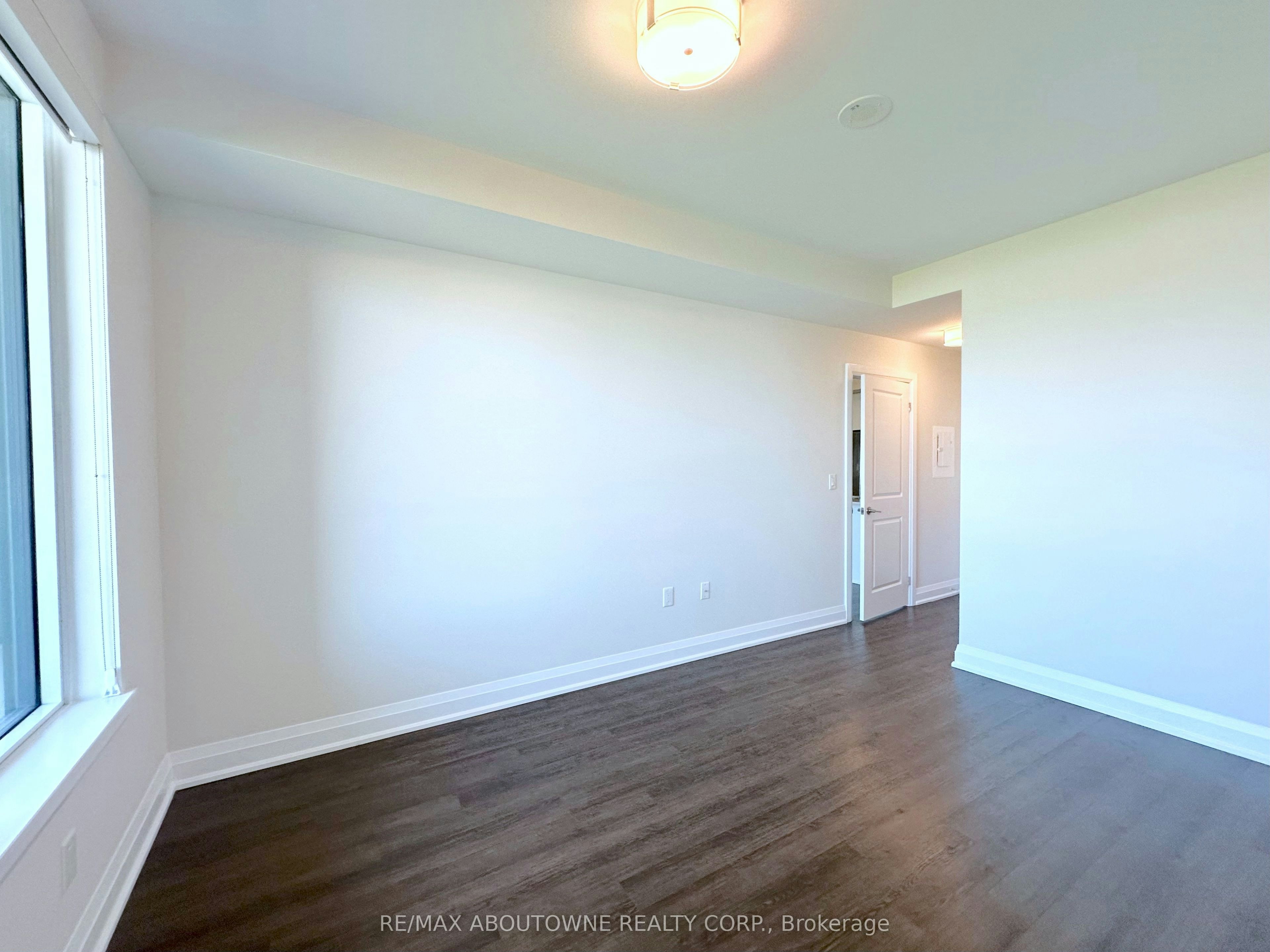 726-2333 Taunton Road, Oakville, ON, L6H 0N5 - 9
