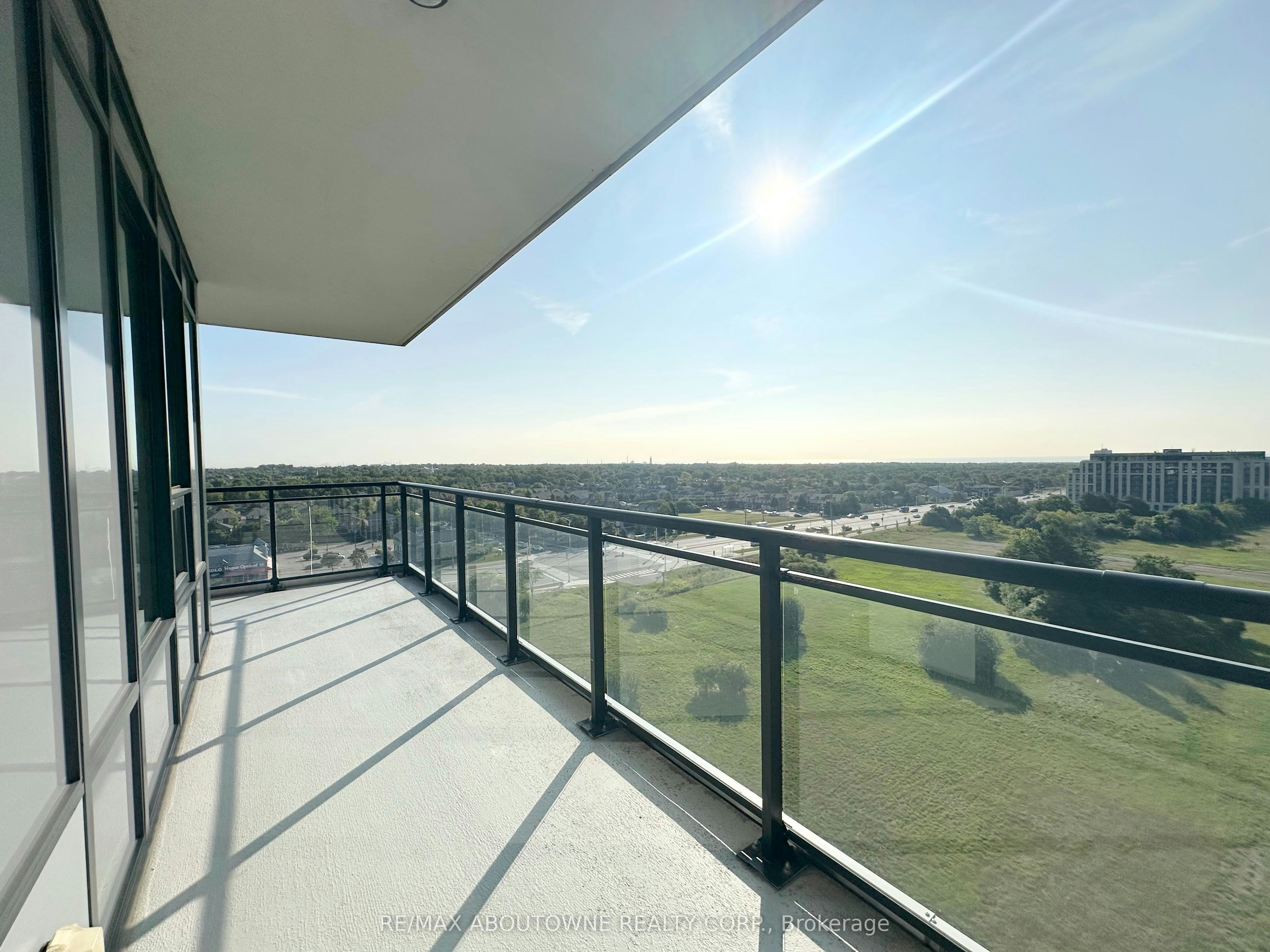 1006-2333 Taunton Road, Oakville, ON, L6H 0N5 - 16