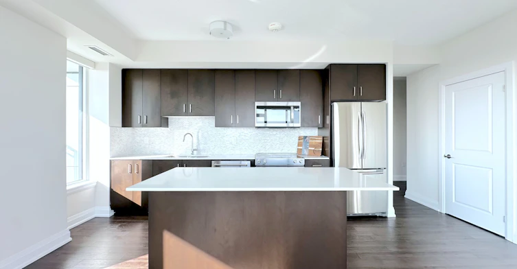 1006-2333 Taunton Road, Oakville, ON, L6H 0N5 - 5