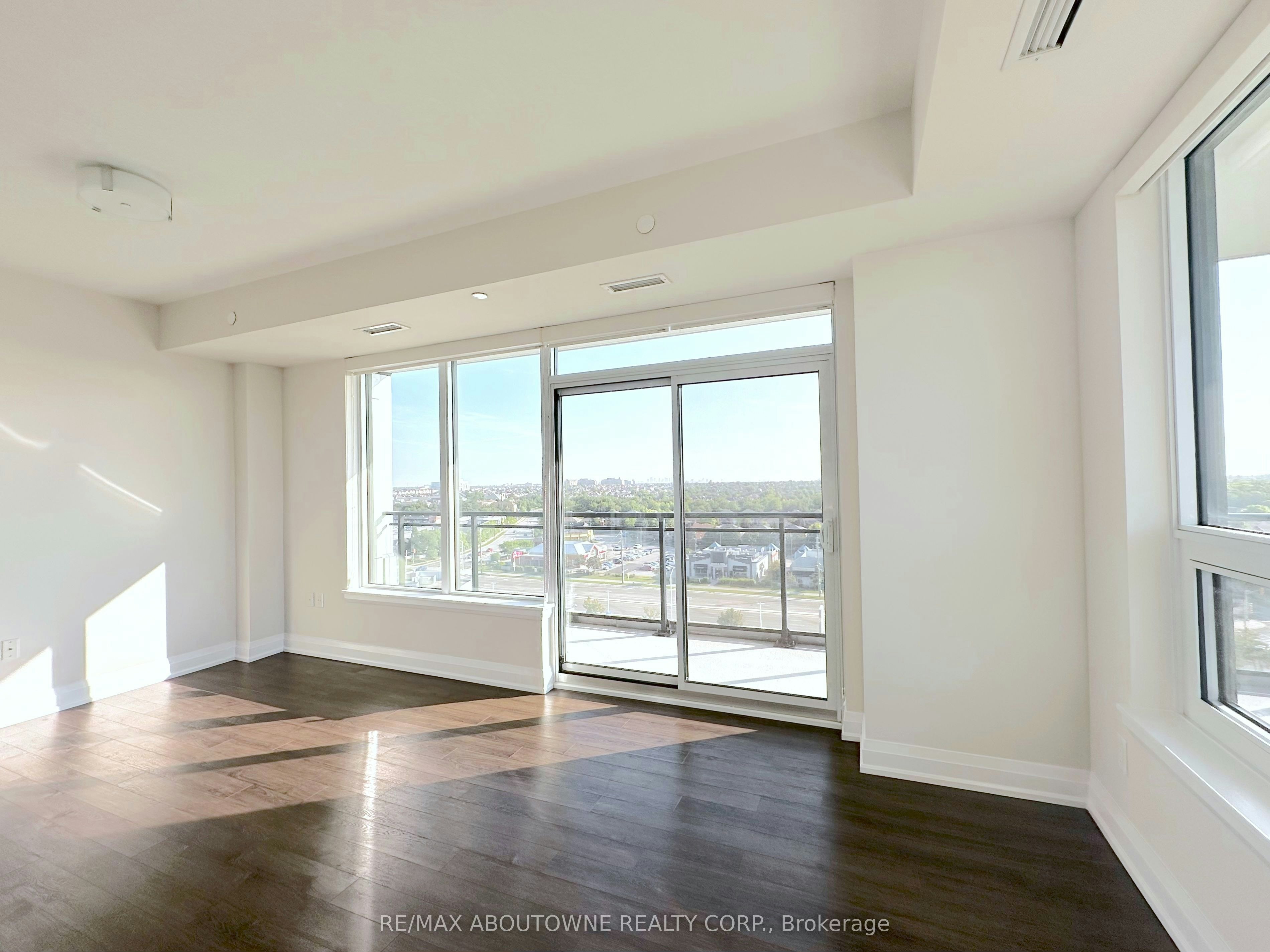 1006-2333 Taunton Road, Oakville, ON, L6H 0N5 - 6