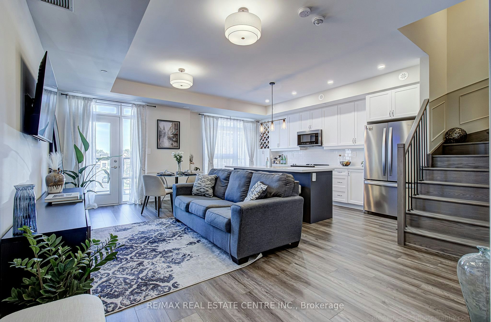 116-1569 Rose Way, Milton, ON, L9E 1N4