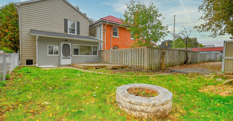 4 Adamson Street S, Halton Hills, ON, L0P 0A2 - 30