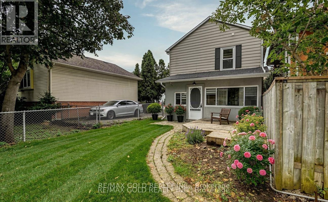 4 Adamson Street S, Halton Hills, ON, L0P 0A2 - 28