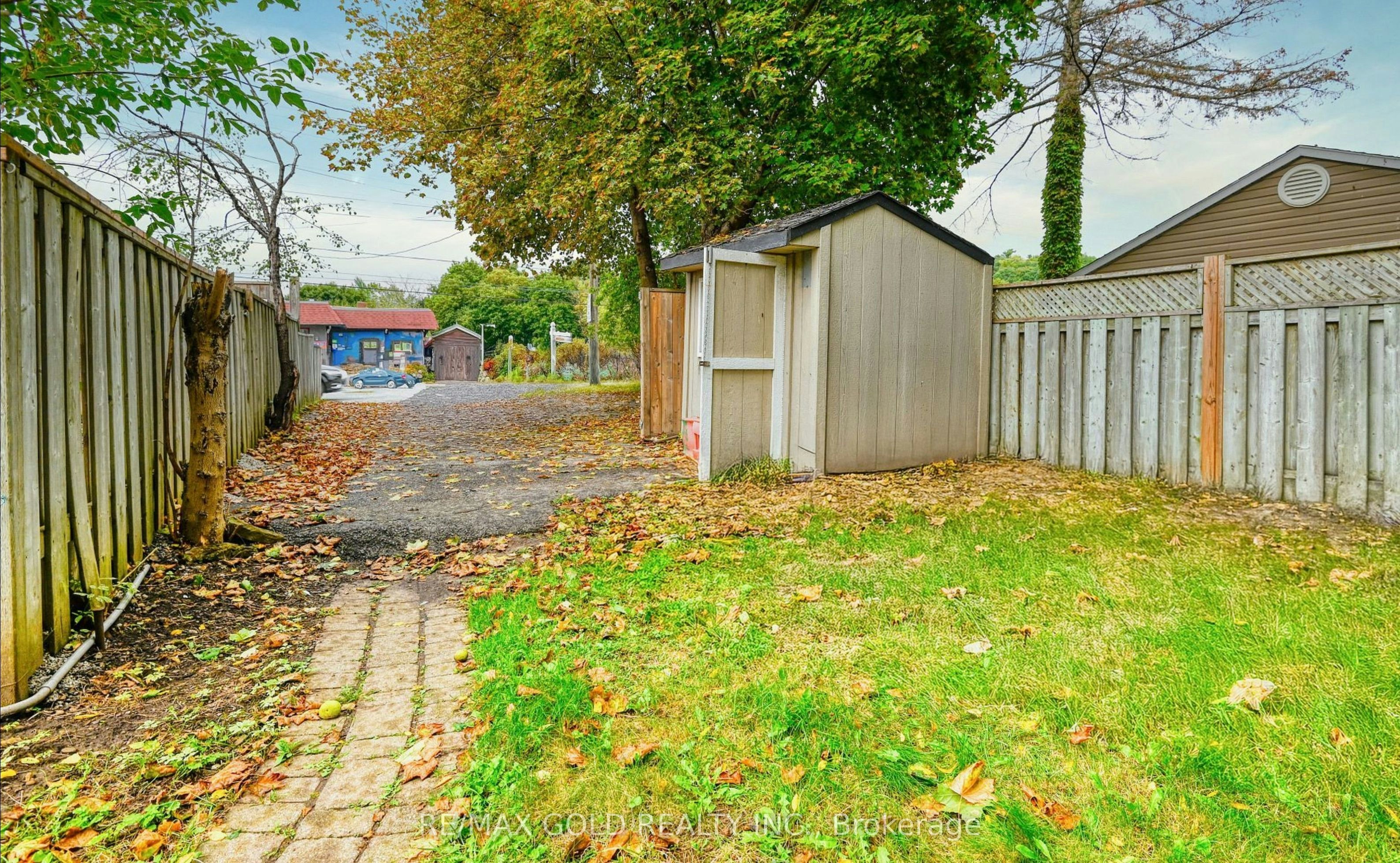 4 Adamson Street S, Halton Hills, ON, L0P 0A2 - 29