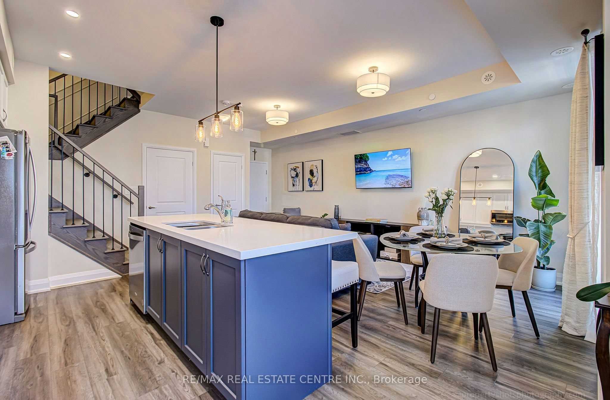 116-1569 Rose Way, Milton, ON, L9E 1N4 - 6