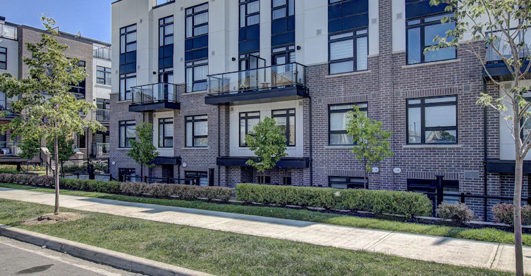 116-1569 Rose Way, Milton, ON, L9E 1N4 - 34