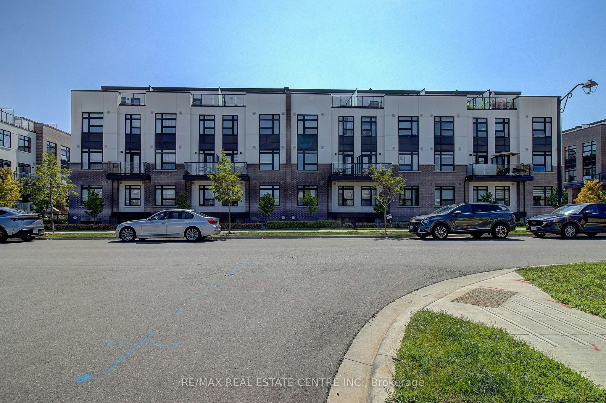 116-1569 Rose Way, Milton, ON, L9E 1N4 - 35