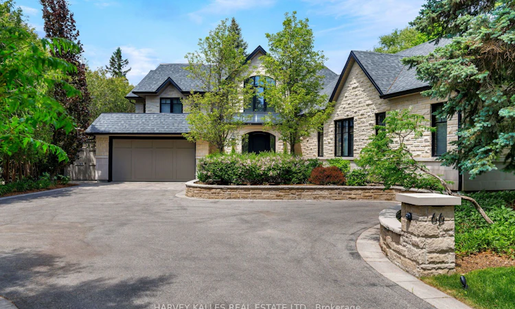 66 Thorncrest Road