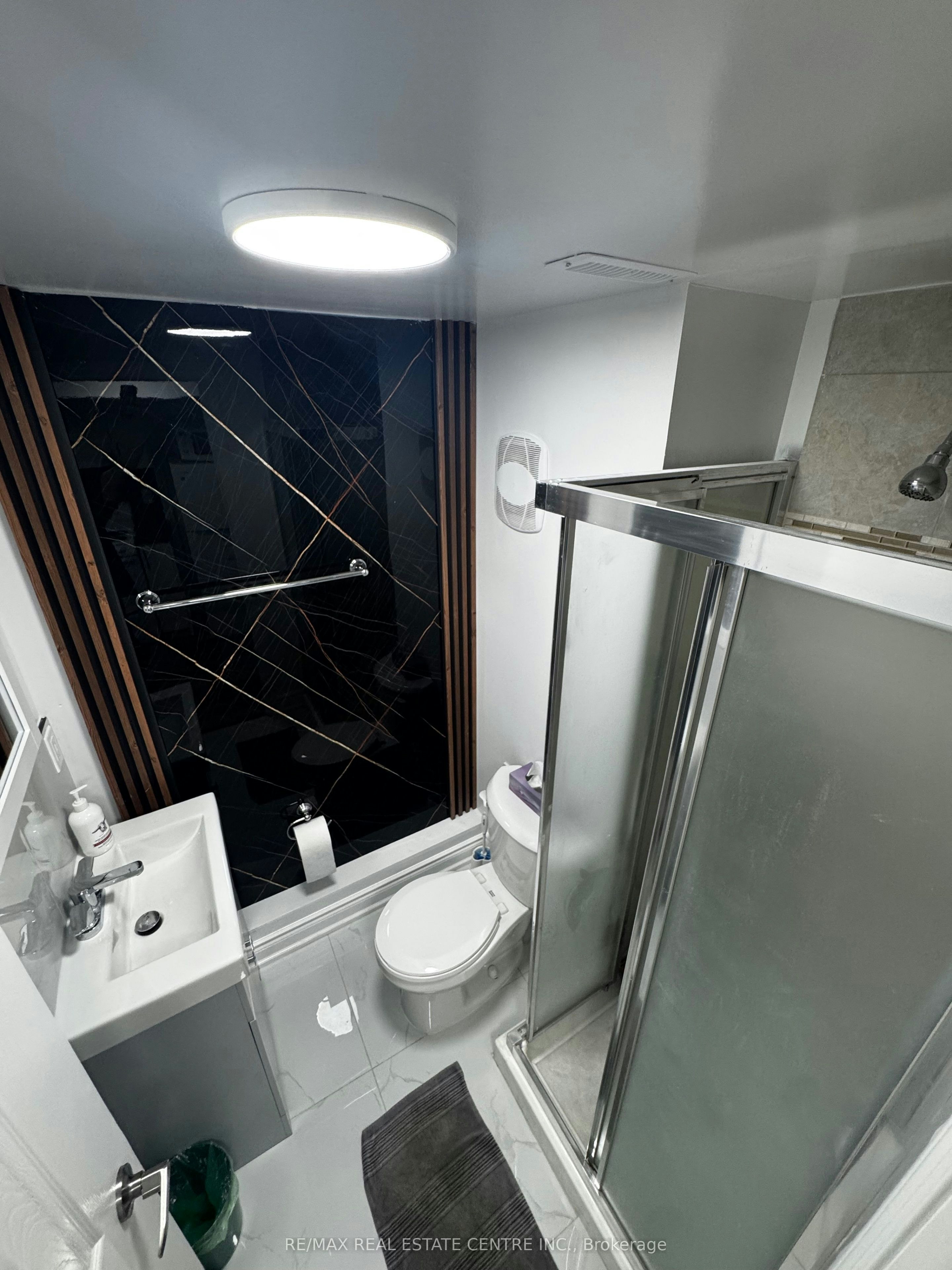 Lower Level-1025 Blairholm Avenue, Mississauga, ON, L5C 1G5 - 13