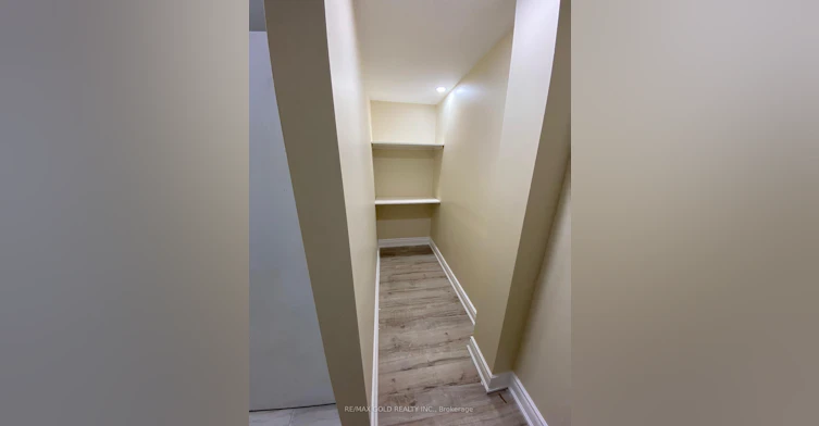 Lower-1664 Norris Circle, Milton, ON, L9T 6A3 - 11