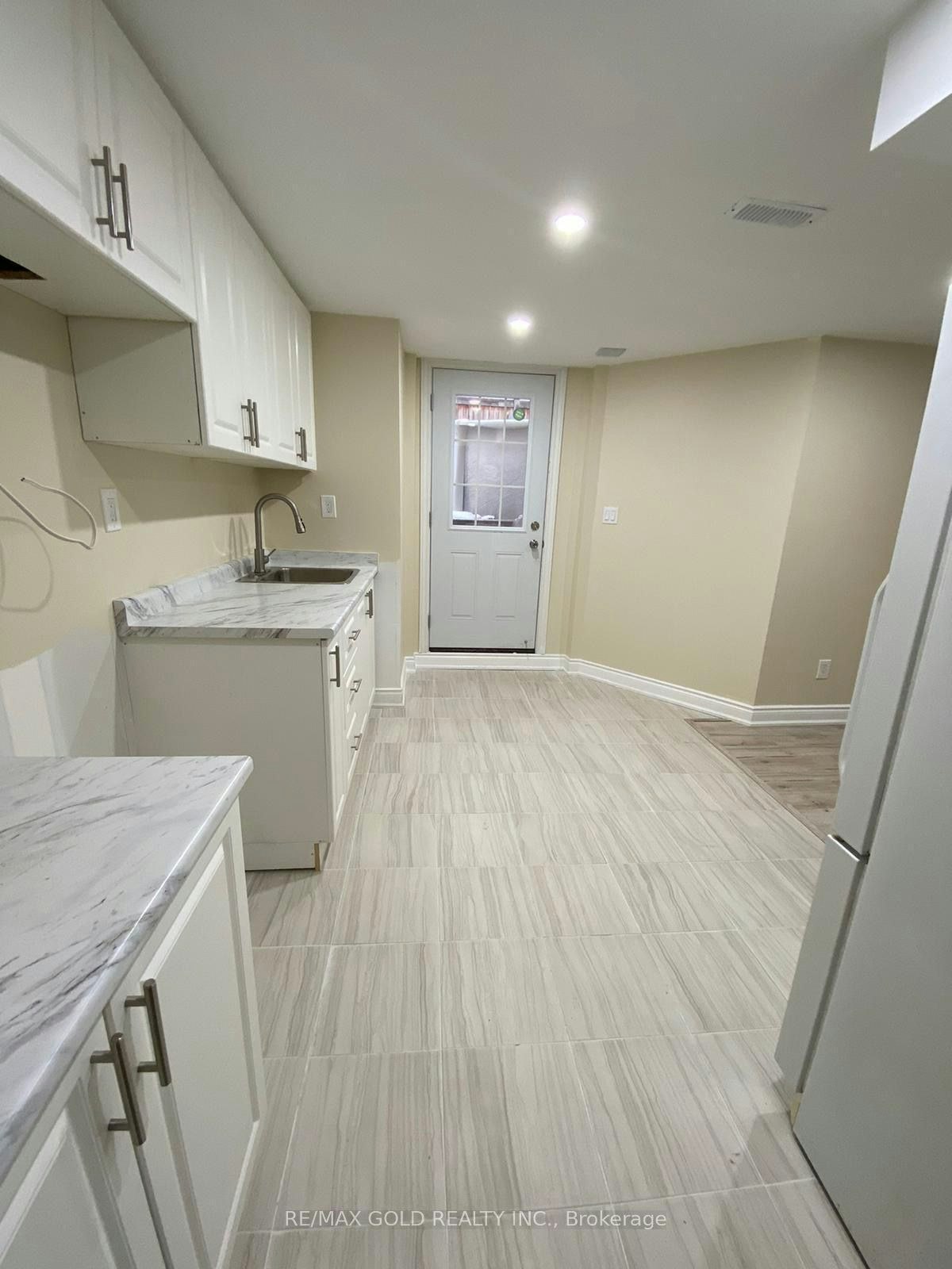 Lower-1664 Norris Circle, Milton, ON, L9T 6A3 - 14