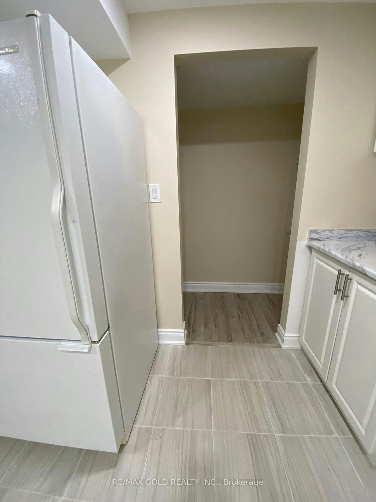 Lower-1664 Norris Circle, Milton, ON, L9T 6A3 - 7