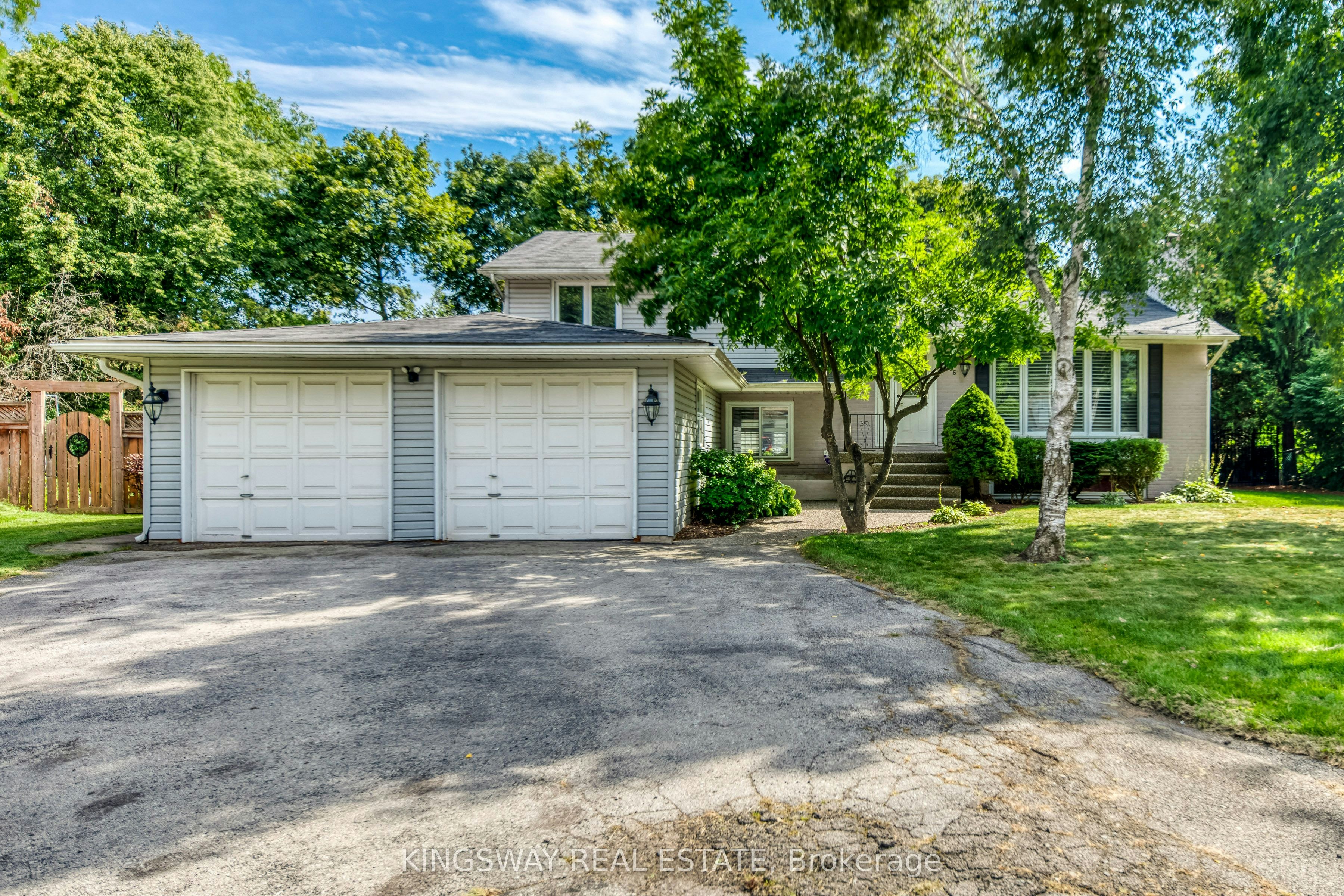 2096 Salvator Boulevard, Oakville, ON, L6L 1N1