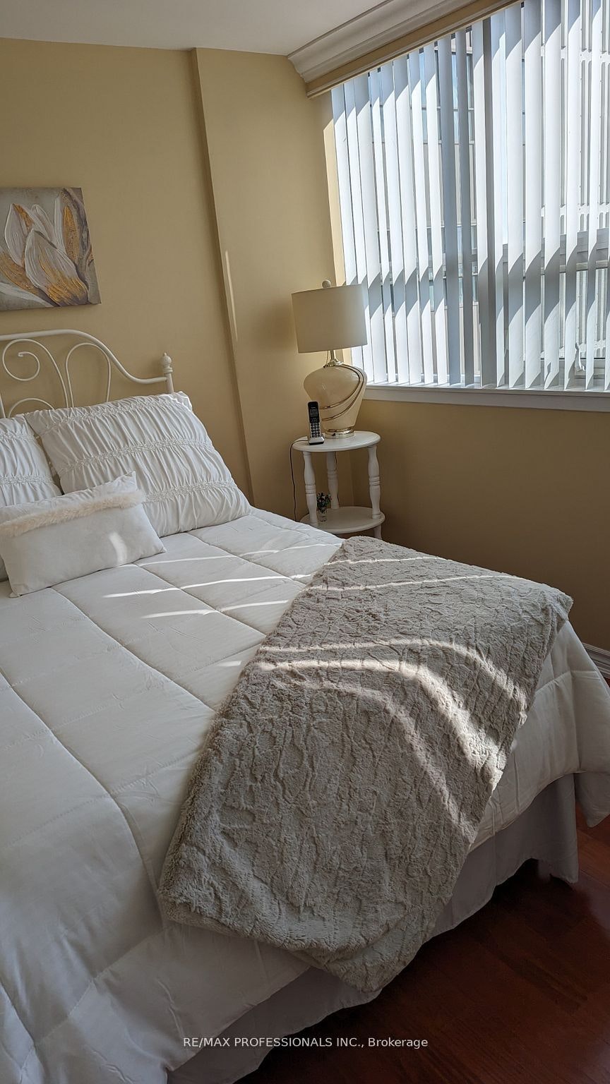802-2323 Confederation Parkway, Mississauga, ON, L5B 1R6 - 5