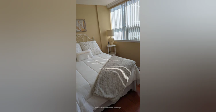 802-2323 Confederation Parkway, Mississauga, ON, L5B 1R6 - 5