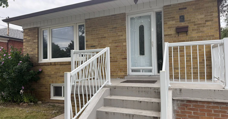 Main-9 Macleod Street, Toronto, ON, M6L 2M7 - 3
