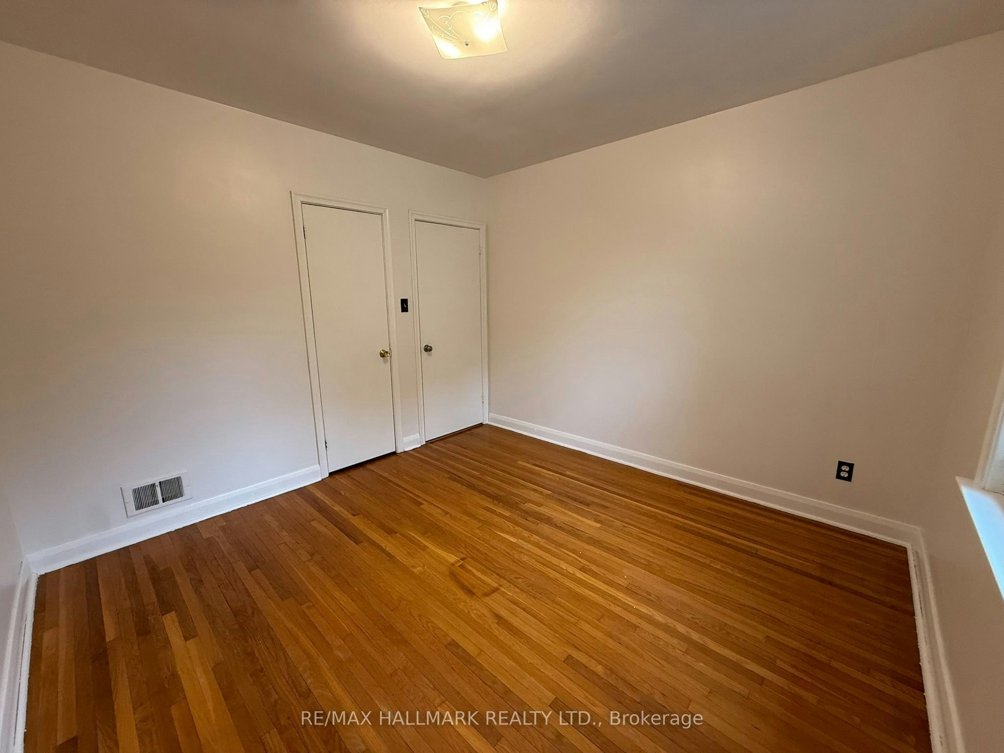 Main-9 Macleod Street, Toronto, ON, M6L 2M7 - 12