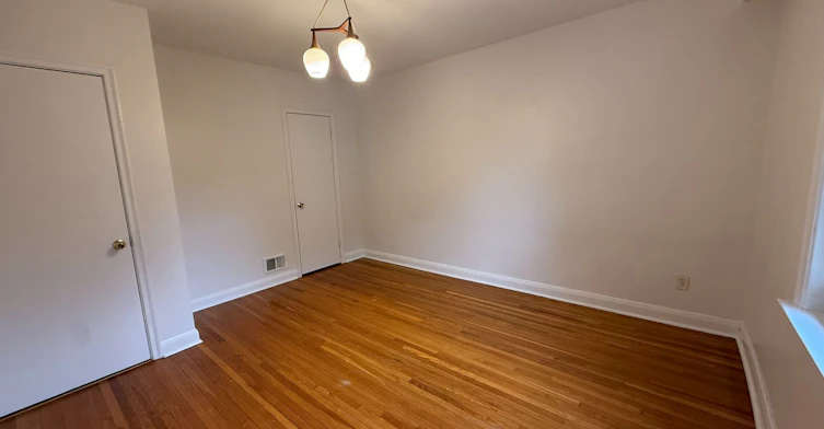 Main-9 Macleod Street, Toronto, ON, M6L 2M7 - 9