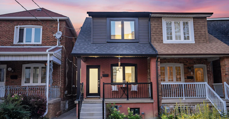 10 Innes Avenue, Toronto, ON, M6E 1M8 - 18