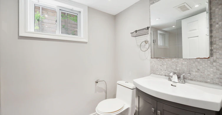 15 Delroy Drive, Toronto, ON, M8Y 1M8 - 20