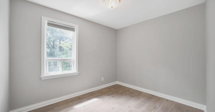 15 Delroy Drive, Toronto, ON, M8Y 1M8 - 9