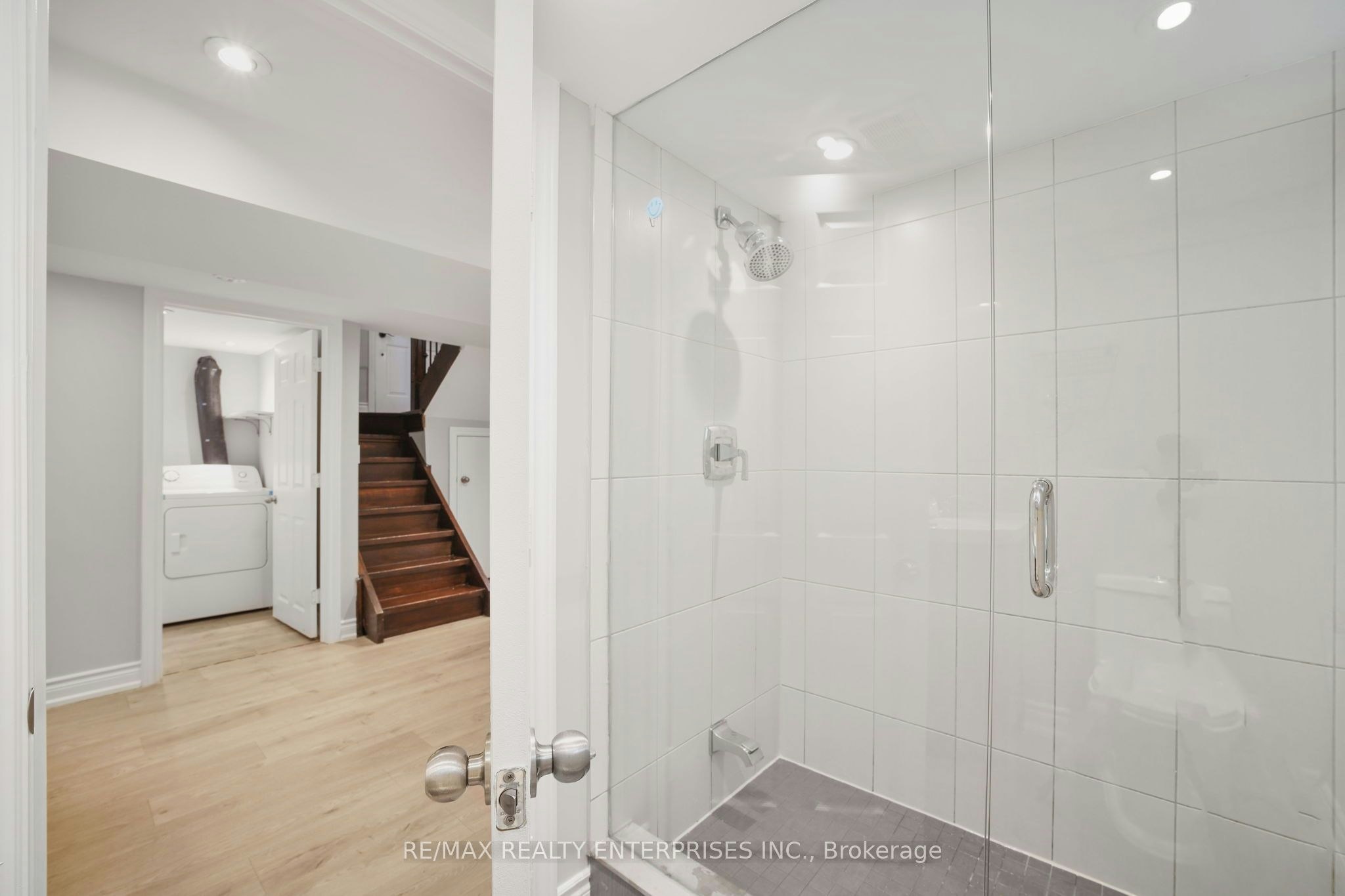 15 Delroy Drive, Toronto, ON, M8Y 1M8 - 21