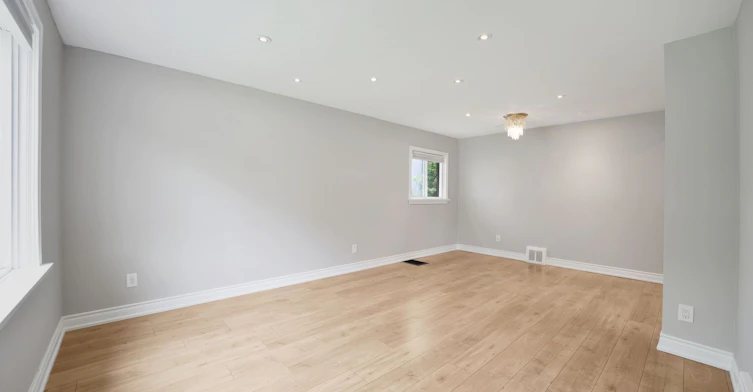 15 Delroy Drive, Toronto, ON, M8Y 1M8 - 7