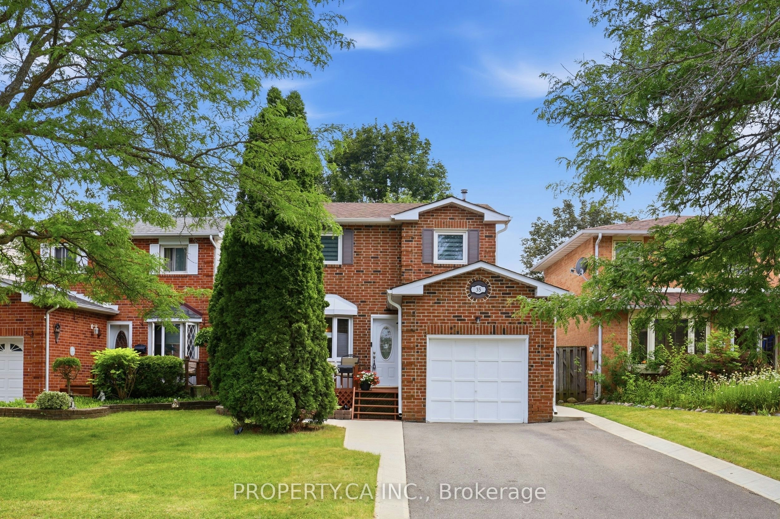 35 Lakecrest Trail, Brampton, ON, L6Z 1S3