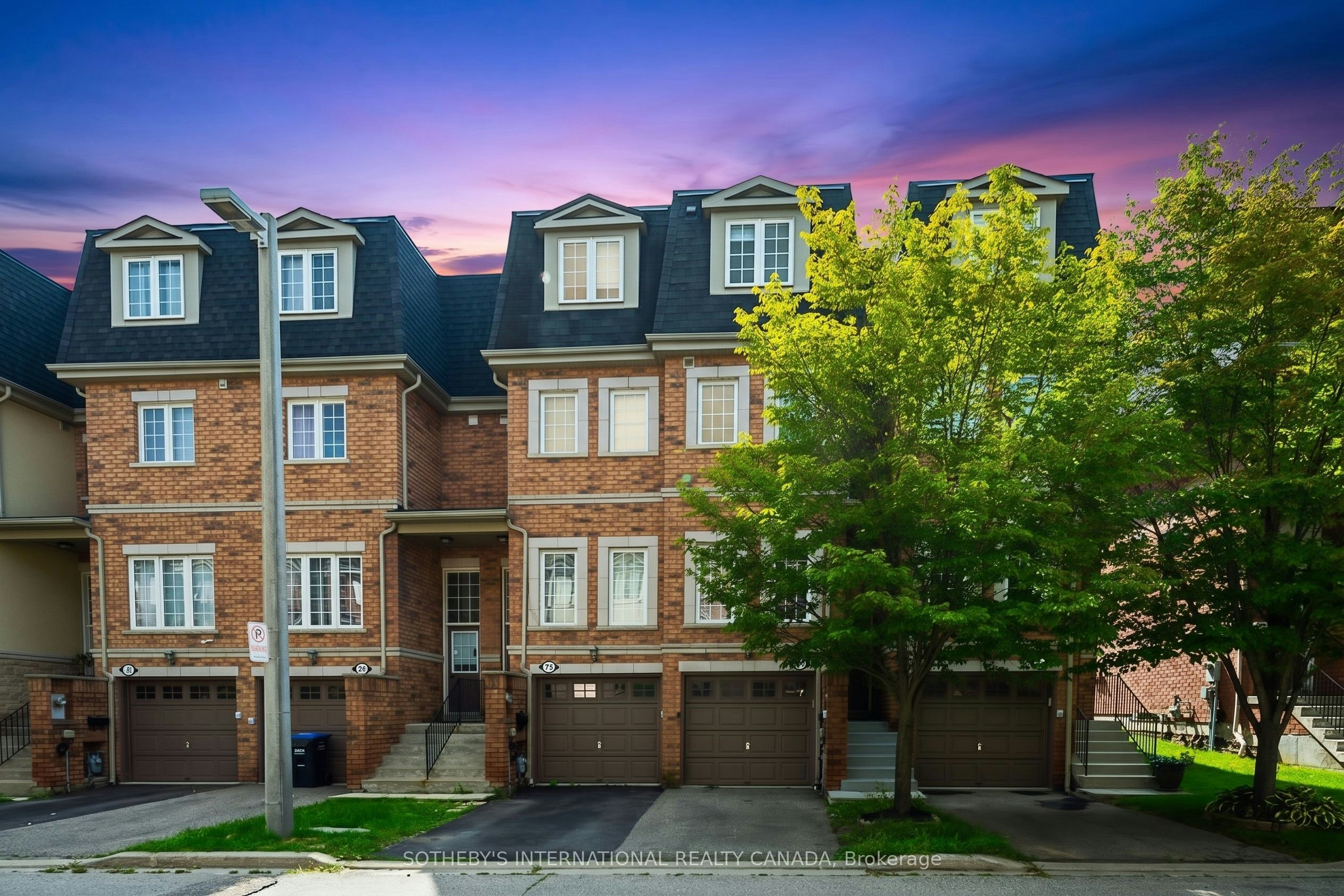 44-435 Hensall Circle, Mississauga, ON, L5A 4P1