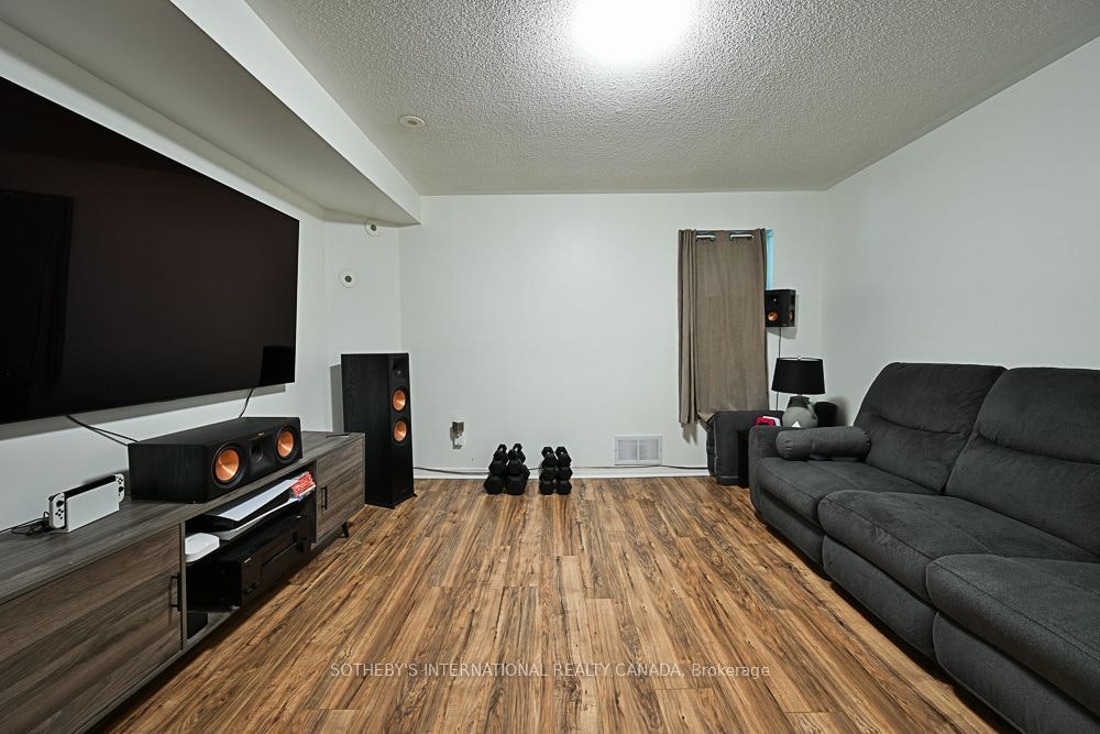 44-435 Hensall Circle, Mississauga, ON, L5A 4P1 - 33