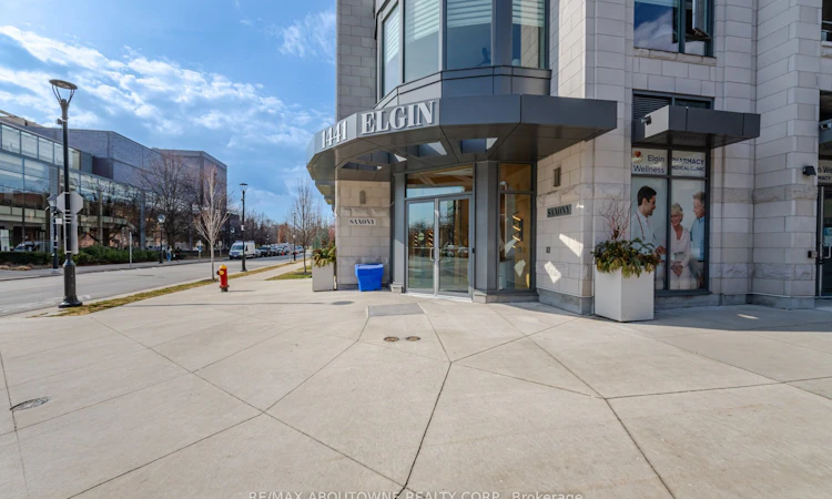 106-1441 Elgin Street