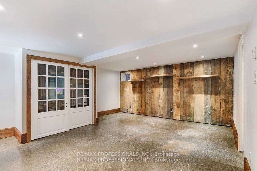 BSMT-9 Rambert Crescent, Toronto, ON, M6S 1E5 - 5