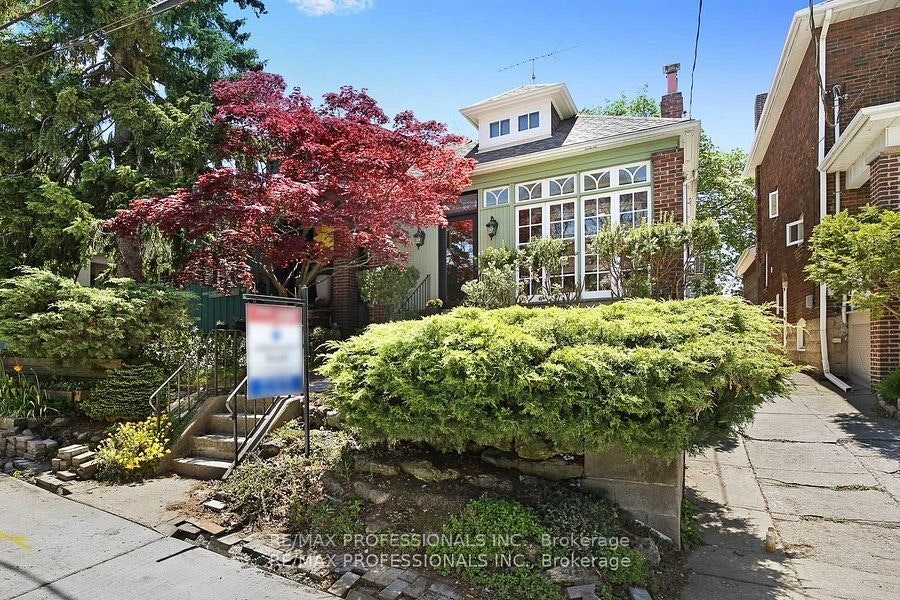 BSMT-9 Rambert Crescent, Toronto, ON, M6S 1E5