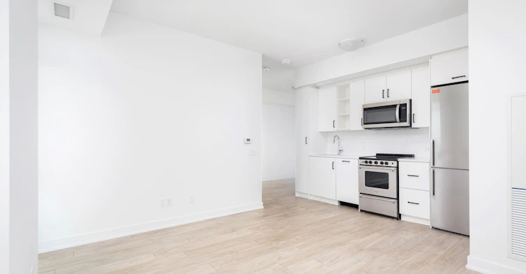 2008-251 Manitoba Street, Toronto, ON, M8Y 0C7 - 8