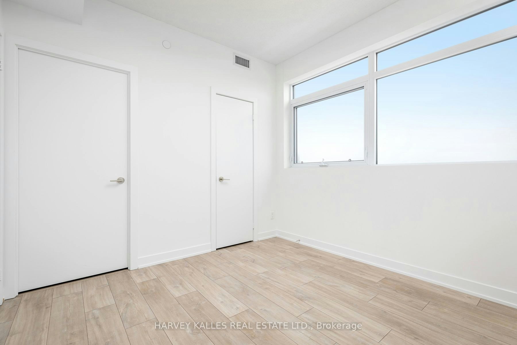 2008-251 Manitoba Street, Toronto, ON, M8Y 0C7 - 11